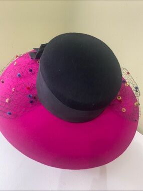 Really Cute Dress Hat / Church Hat by Sonni